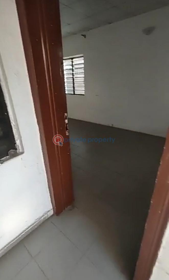 1 bedroom Self Contain For Rent Abraham Adesanya Estate Ajah Lagos - 5