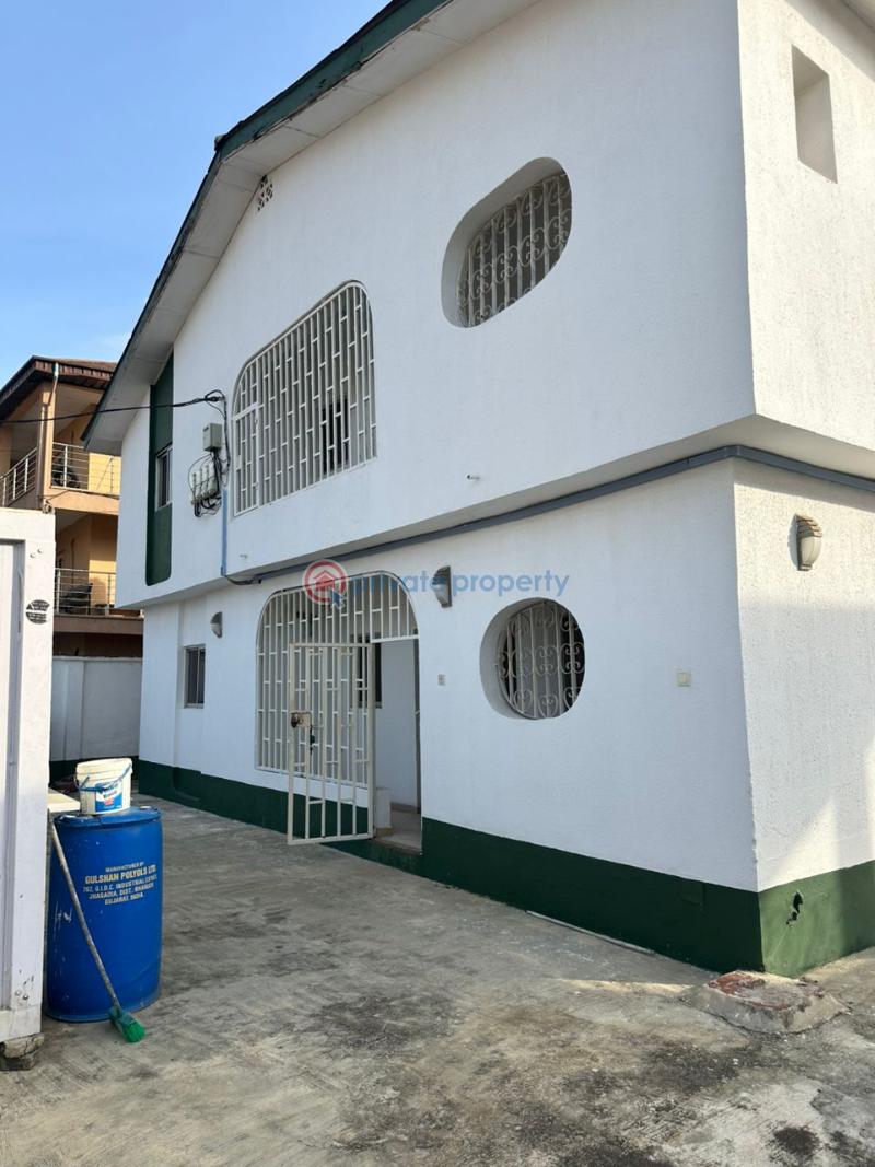 10 bedroom House For Sale Unity Estate Egbeda Alimosho Lagos - 3