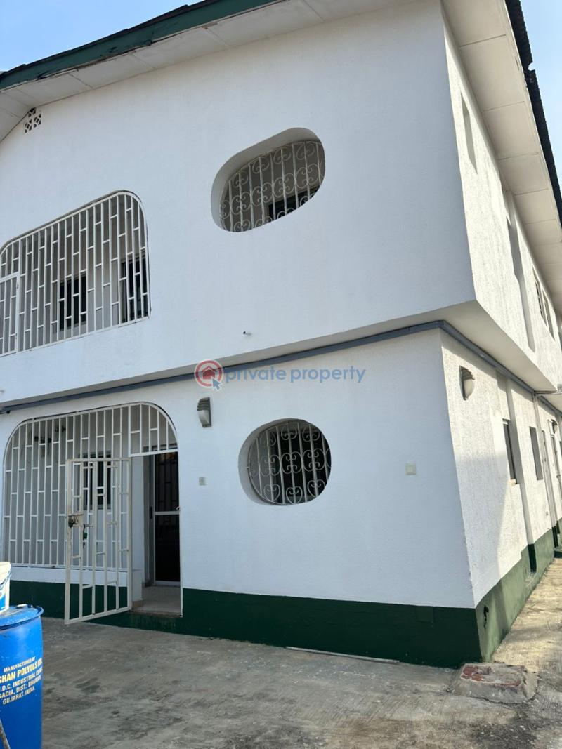 10 bedroom House For Sale Unity Estate Egbeda Alimosho Lagos - 9