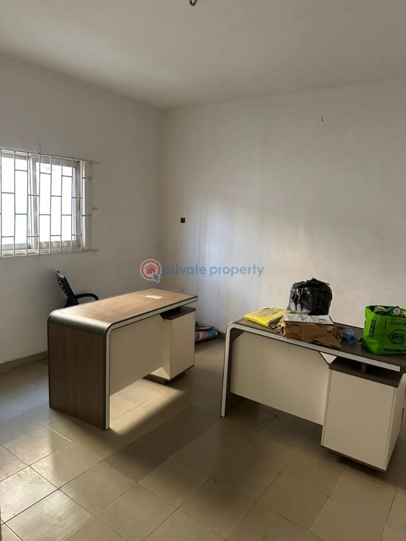 10 bedroom House For Sale Unity Estate Egbeda Alimosho Lagos - 11