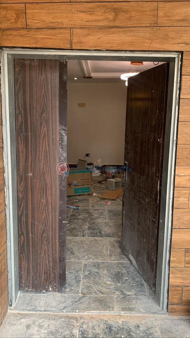 Standard apartment - 16 3 bedroom Block Of Flats For Sale Area 1 Garki II Abuja Phase 1  - 16