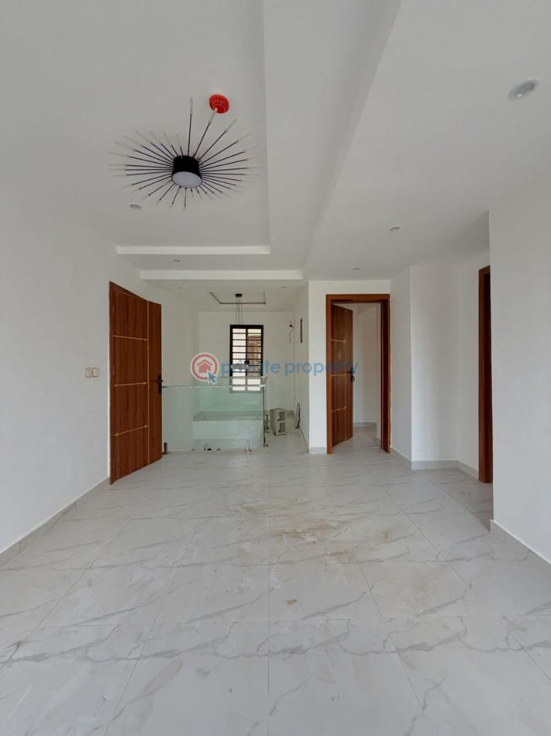 5 bedroom Detached Duplex For Sale Omole Phase 1 Ikeja Lagos - 3