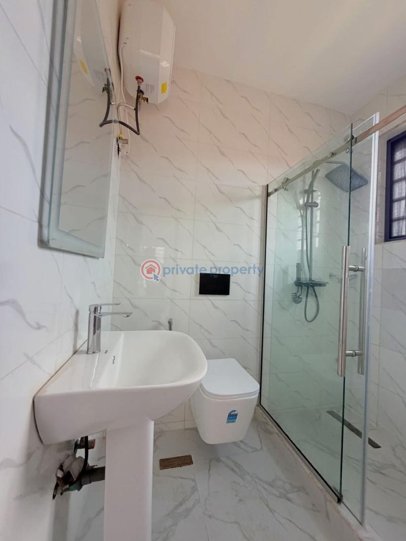 5 bedroom Detached Duplex For Sale Omole Phase 1 Ikeja Lagos - 7