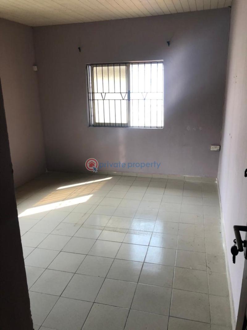 1 bedroom Self Contain For Rent Mobile Road Ilaje Ajah Lagos - 1