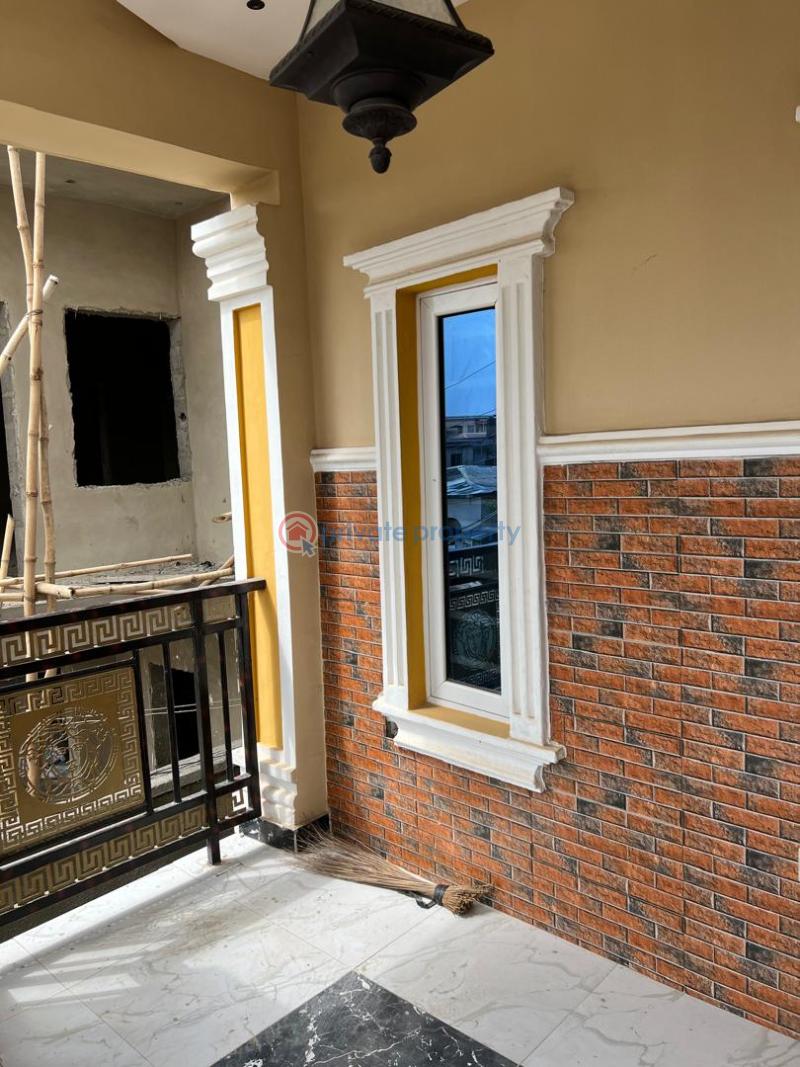 9 bedroom House For Sale Egbeda Alimosho Lagos - 6