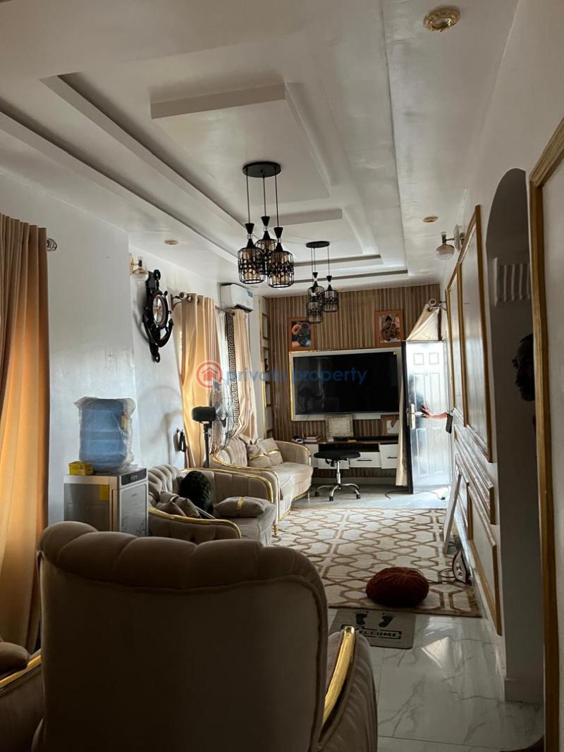 9 bedroom House For Sale Egbeda Alimosho Lagos - 1
