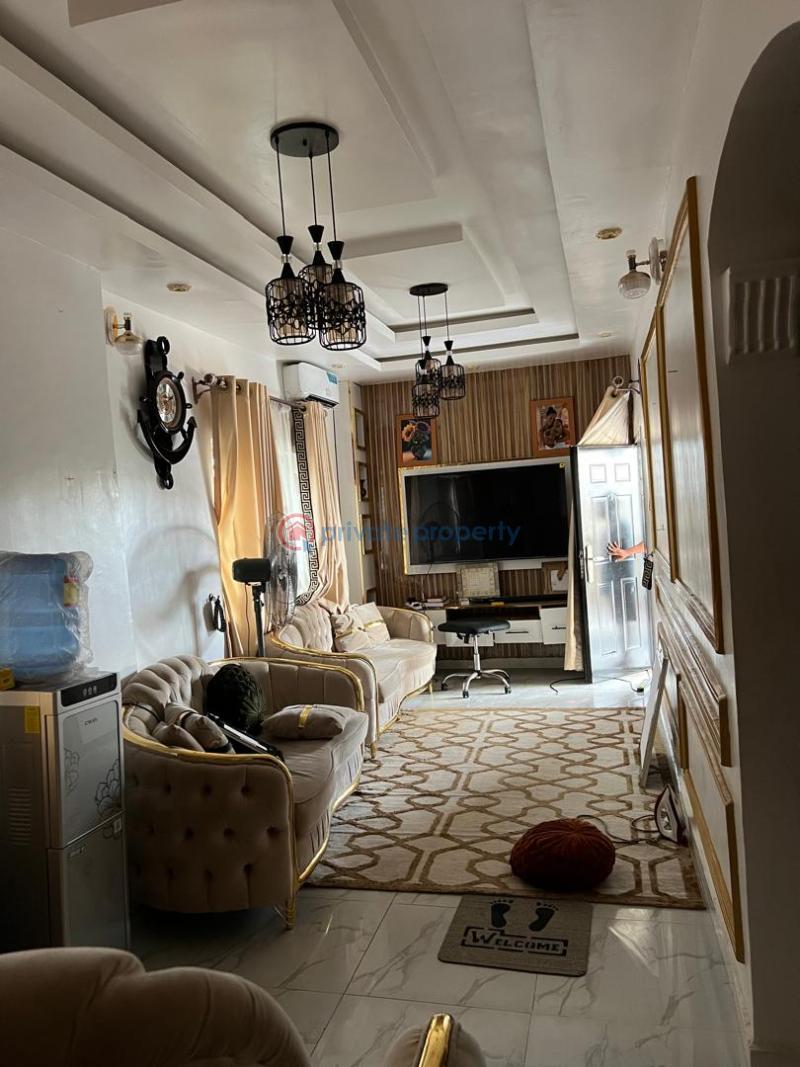 9 bedroom House For Sale Egbeda Alimosho Lagos - 3