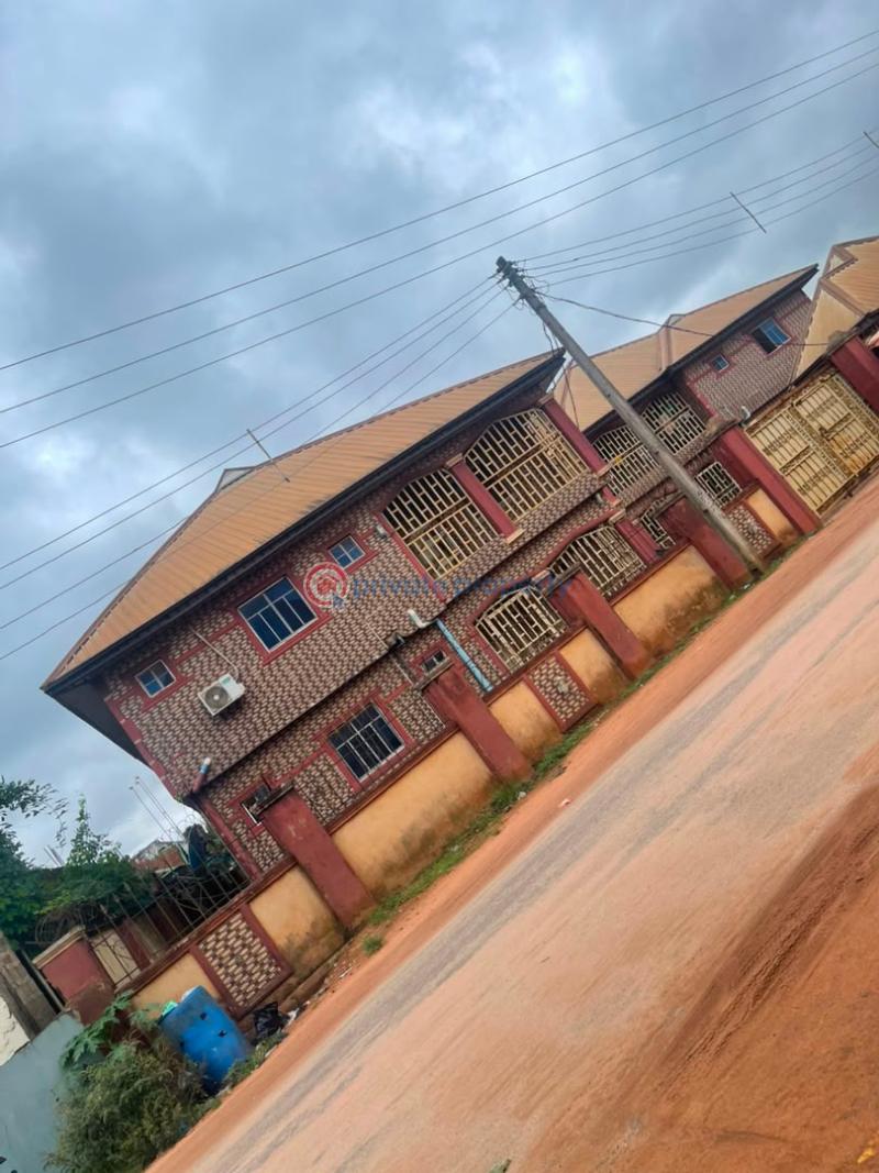 Block Of Flats For Sale Omoruyi Street, Evidence, Isihor, Benin City Benin Edo - 4