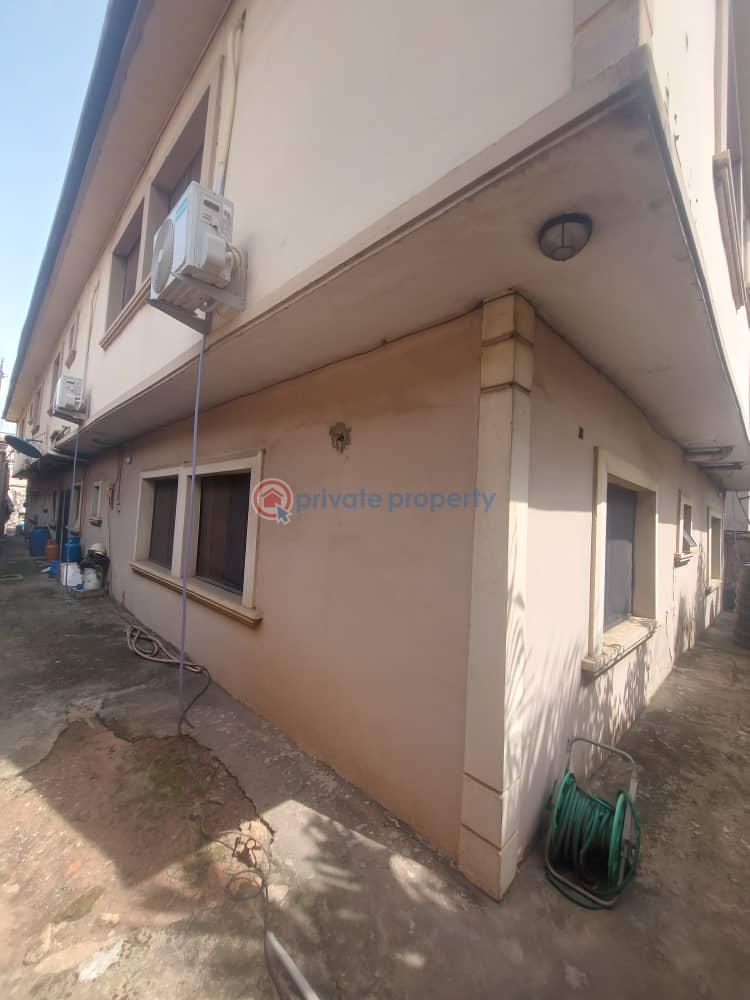 3 bedroom Block Of Flats For Sale Berger Ojodu Lagos - 1