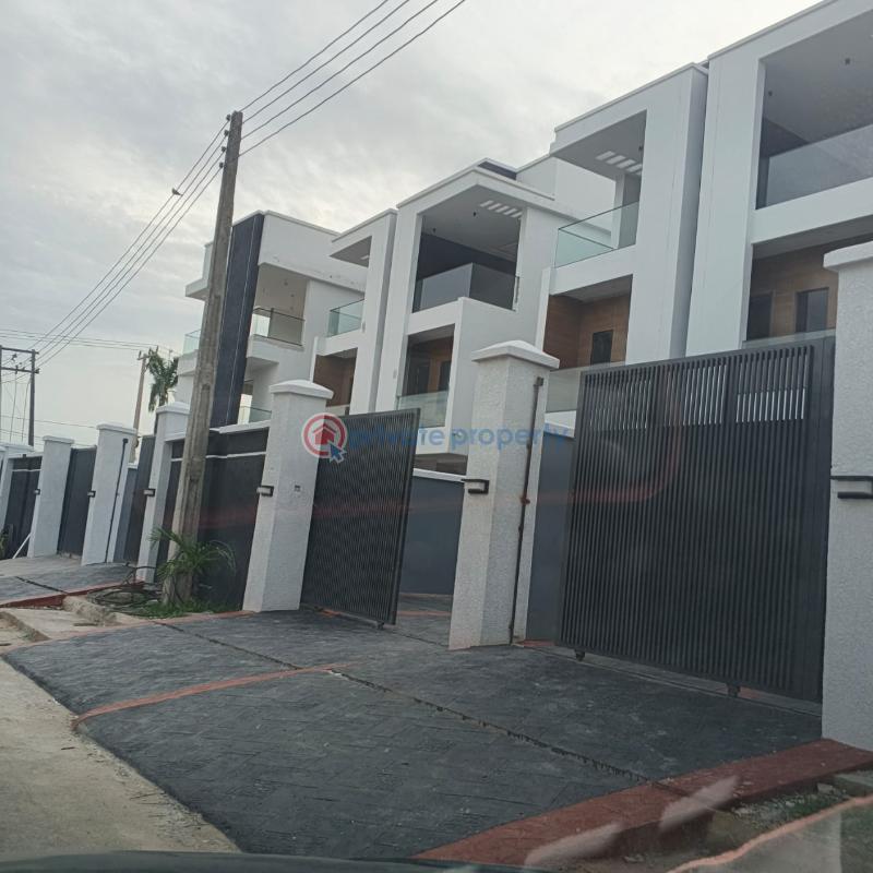 5 bedroom Duplex For Rent High Secure Estate Ogudu GRA Lagos