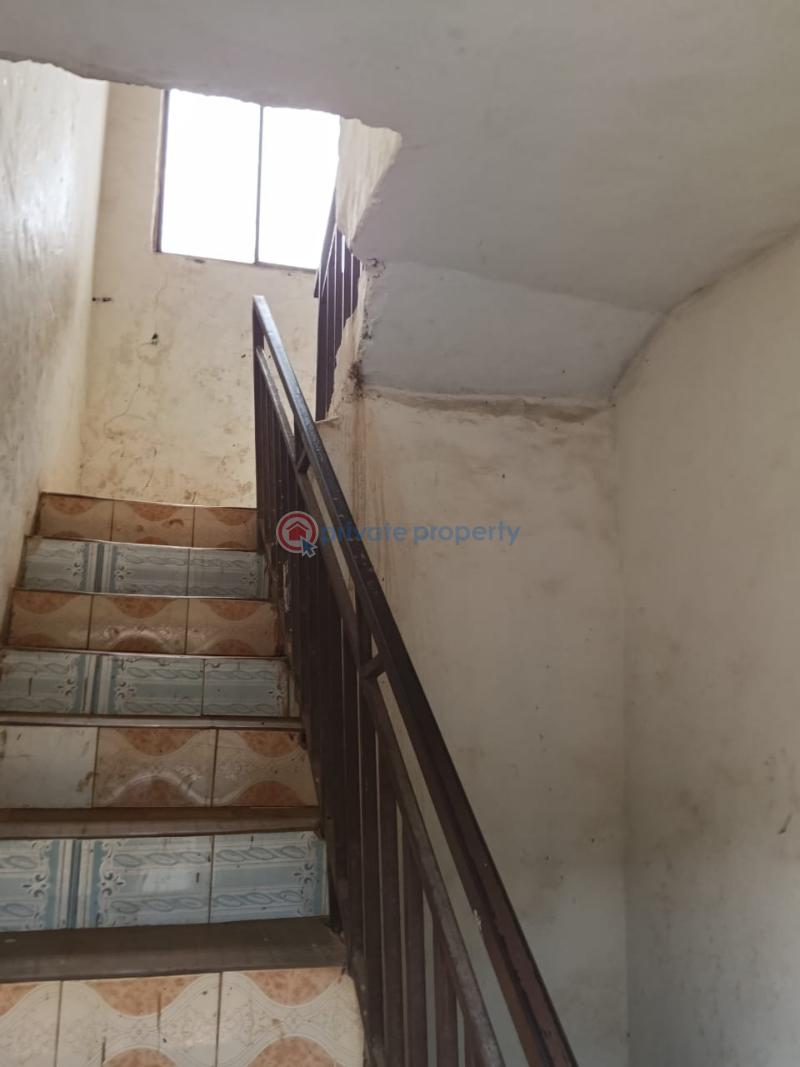 10 bedroom House For Sale Ekoro Abule Egba Lagos - 12