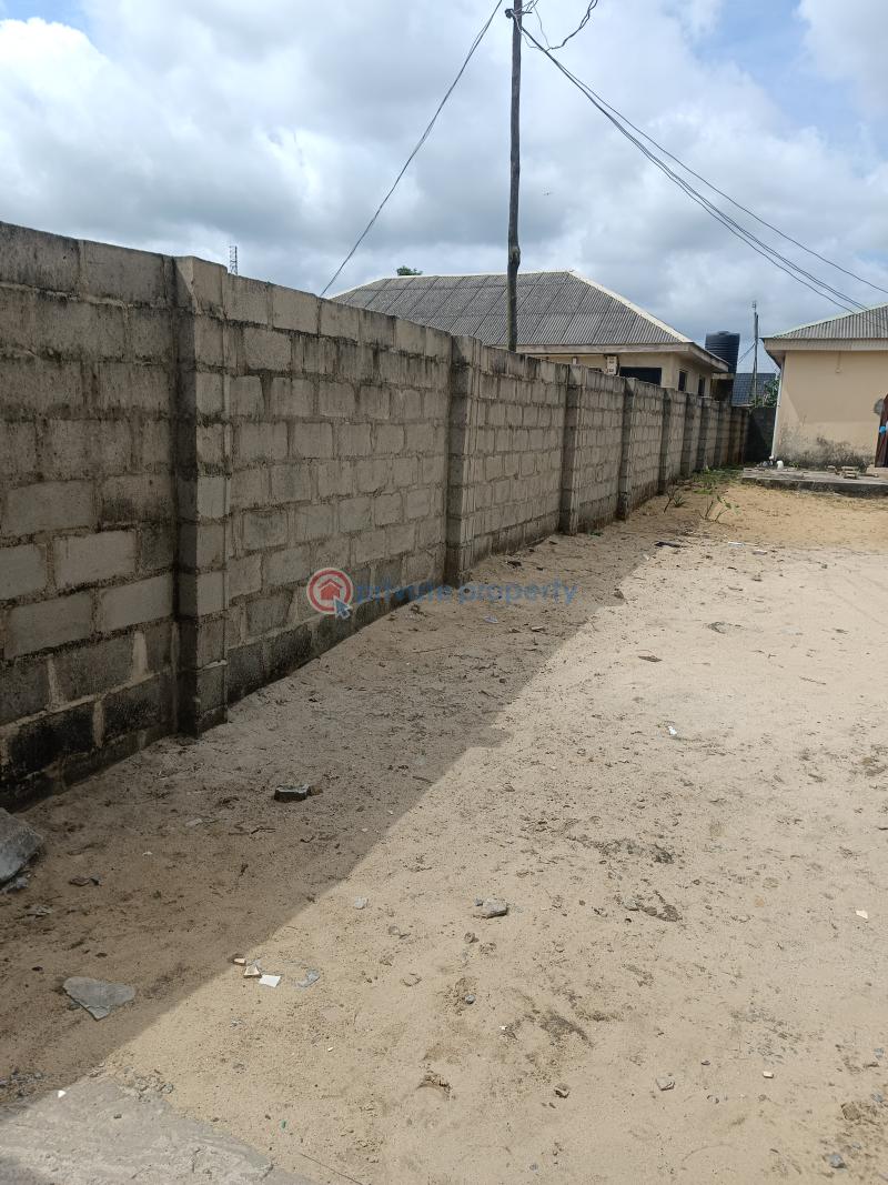 3 bedroom Bungalow For Sale Container Awoyaya Awoyaya Ajah Lagos - 2