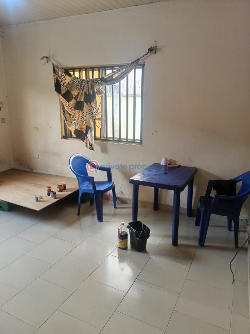 Standard bungalow on full plot of land - 5 4 bedroom Bungalow For Sale Off Ibeshe Road Estate Ibeshe Ikorodu Lagos - 5