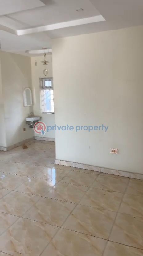 2 bedroom Flat & Apartment For Rent Eputu London Awoyaya Ajah Lagos - 3