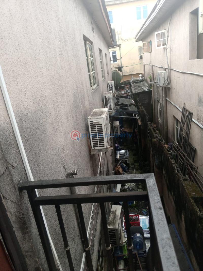 Commercial Property For Sale Shomolu Lagos - 11