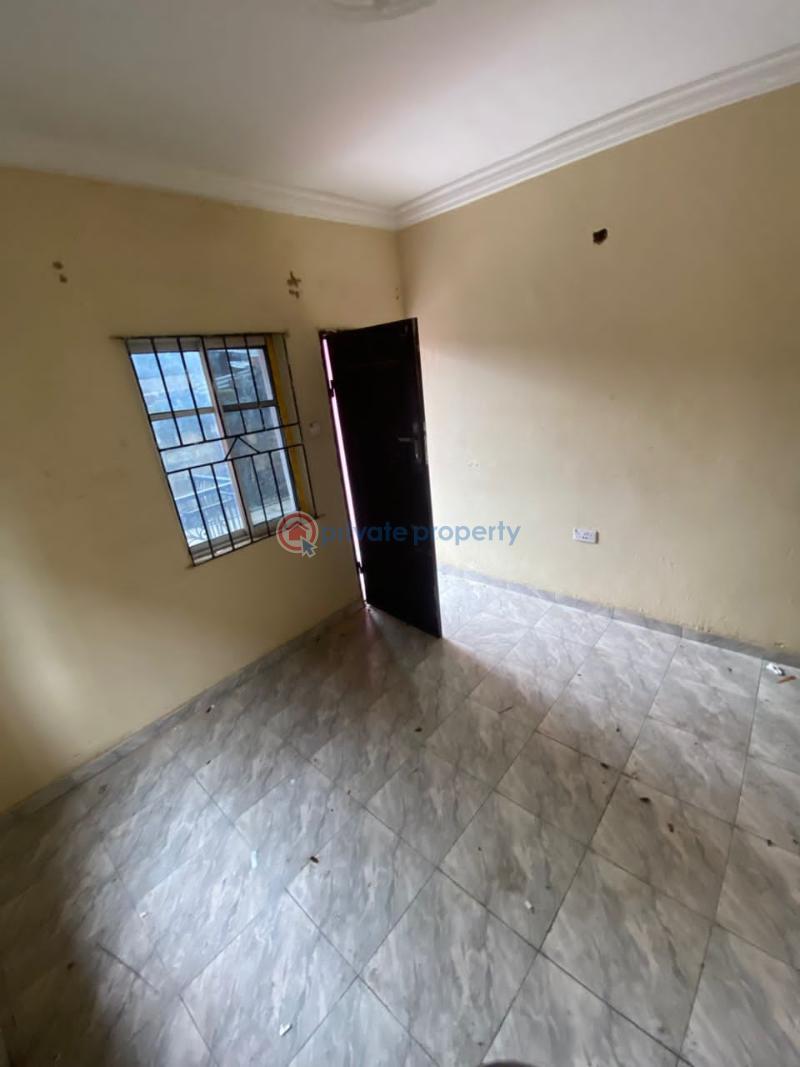 1 bedroom Mini Flat For Rent Alapere Kosofe/Ikosi Lagos