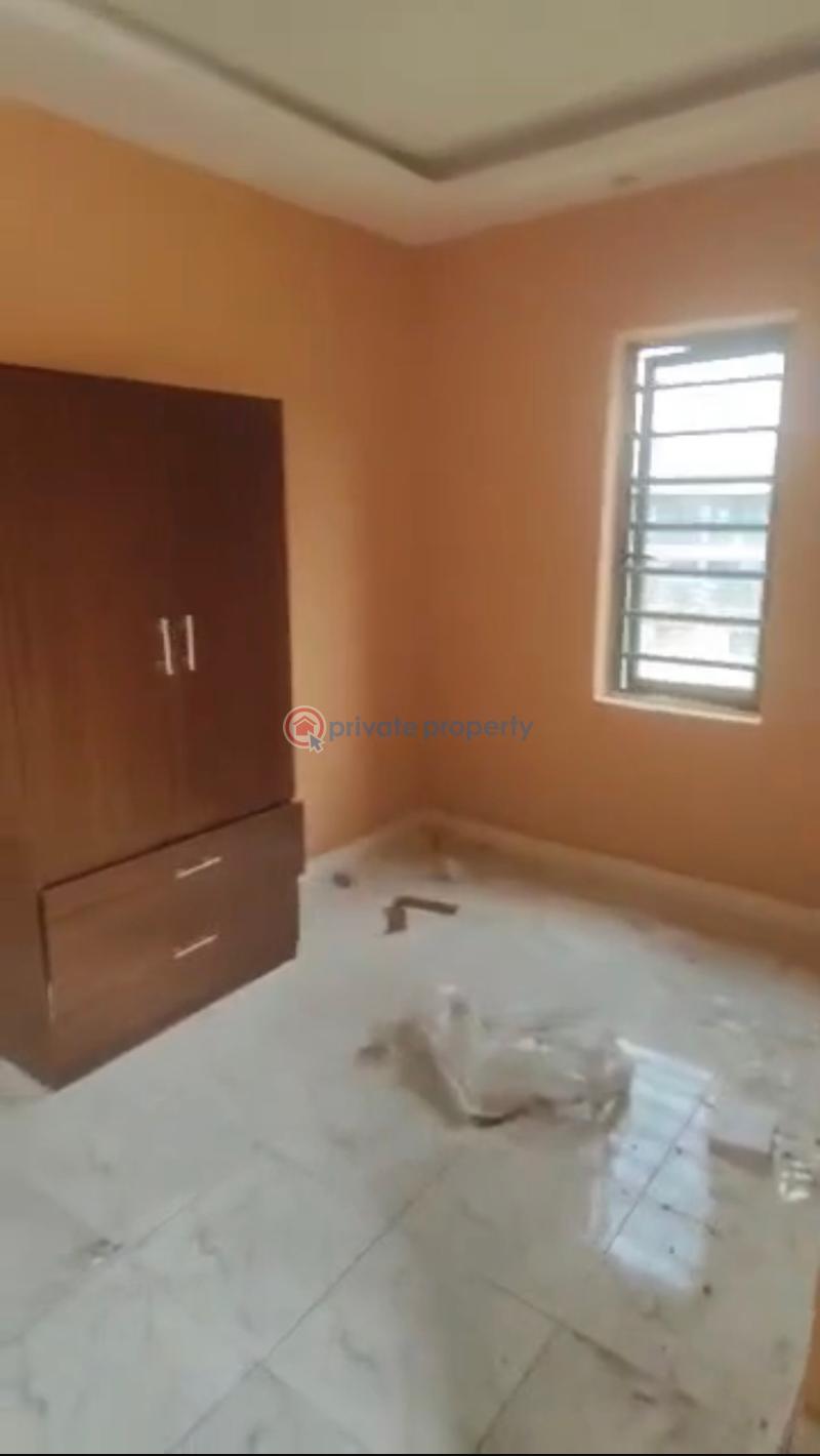 2 bedroom Flat & Apartment For Rent Adekunle Yaba Lagos - 2