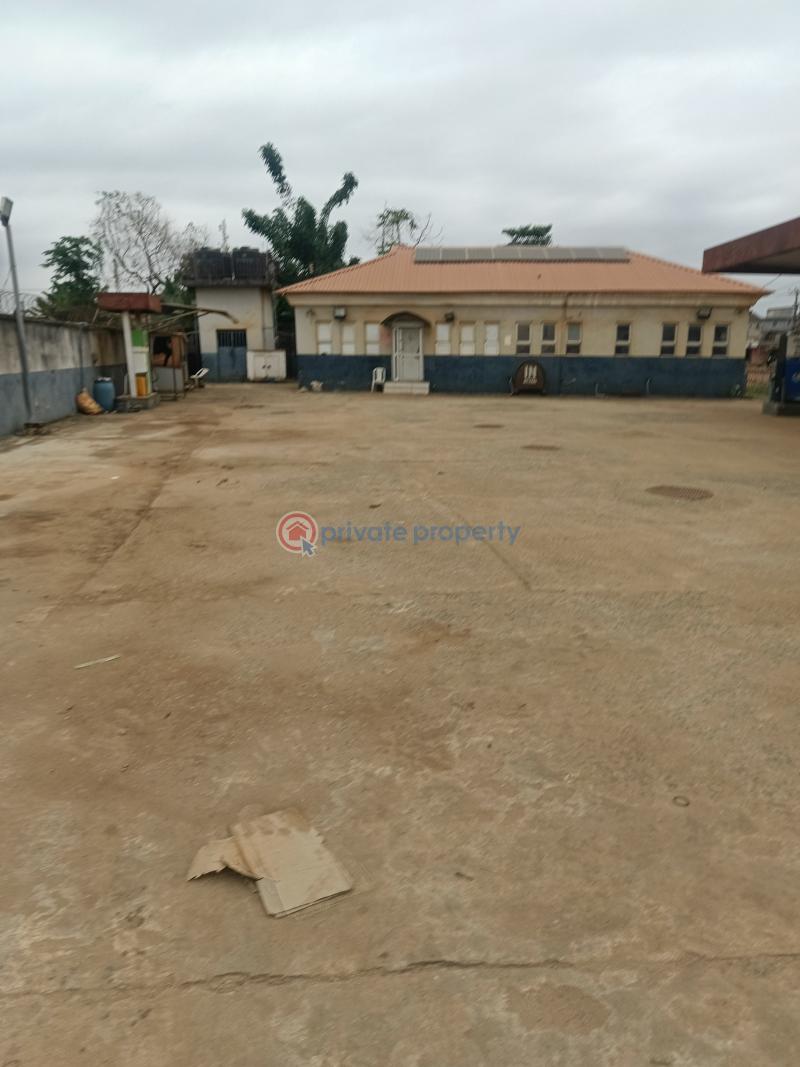 10 bedroom Filling Station For Sale Ikorodu Lagos - 2