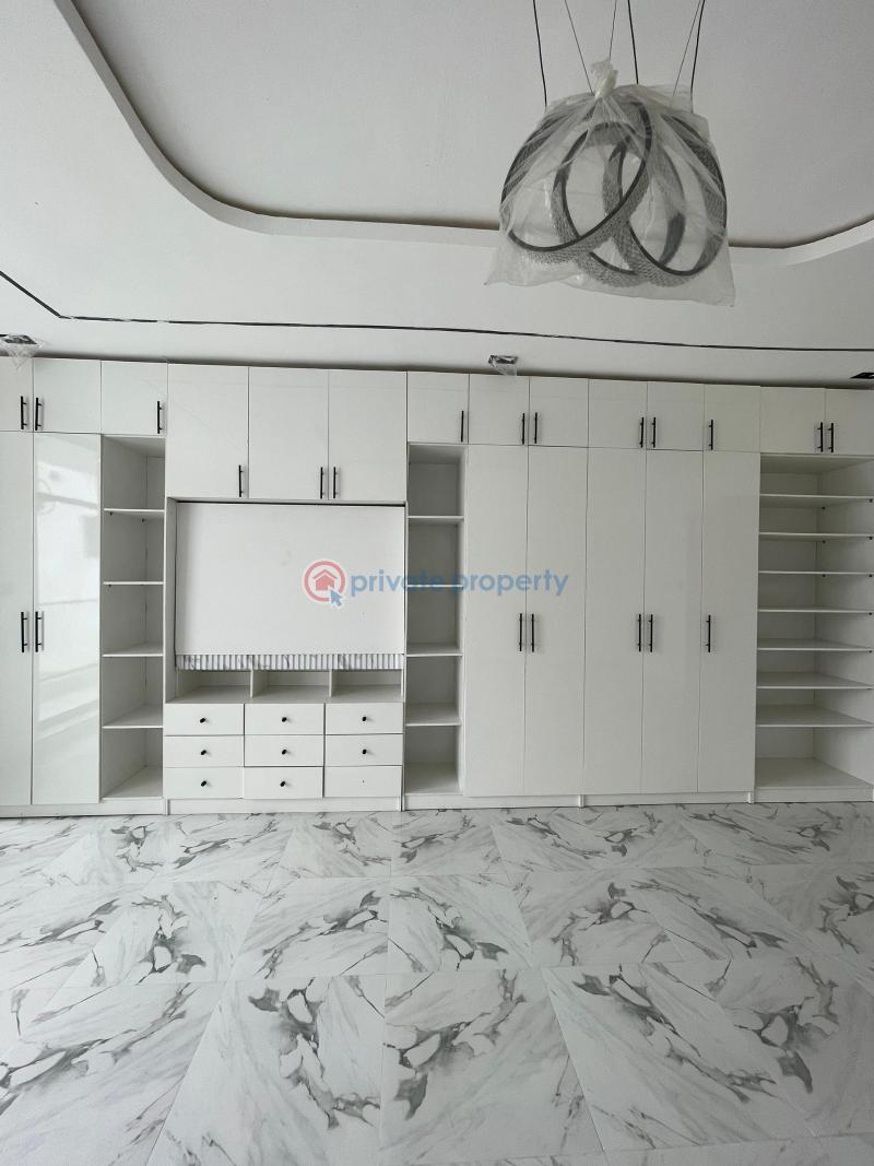 4 bedroom Semi detached Duplex For Sale Idado Lekki Lagos - 2