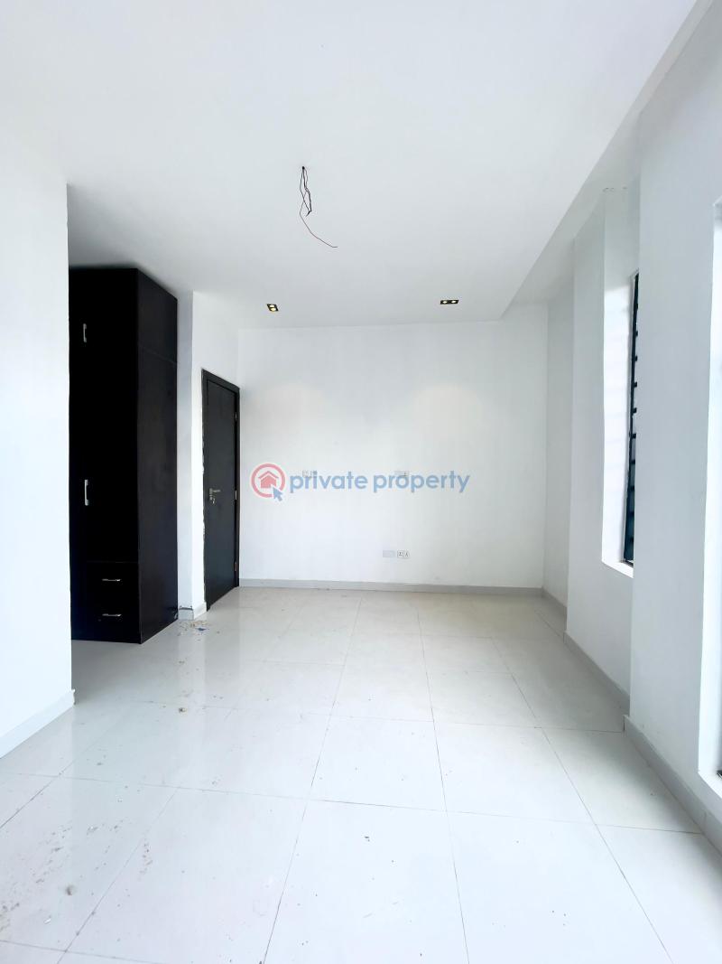 4 bedroom Semi detached Duplex For Sale Ikota Lekki Lagos - 3