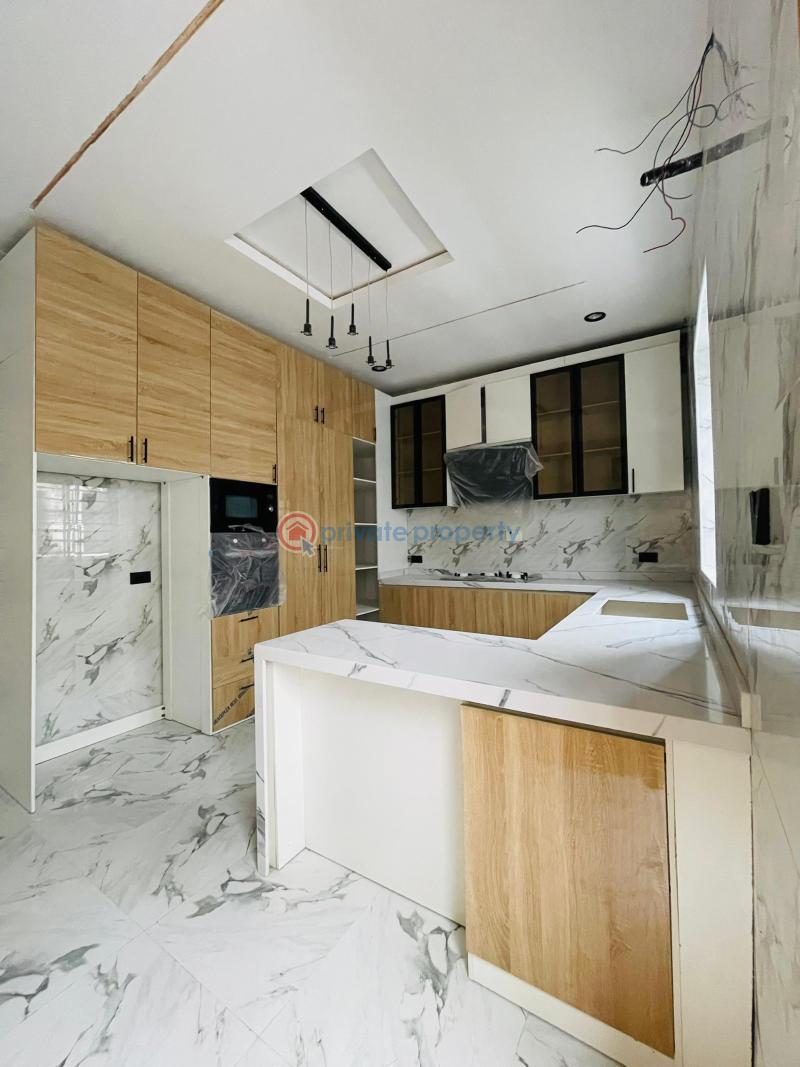 4 bedroom Semi detached Duplex For Sale Idado Lekki Lagos - 13