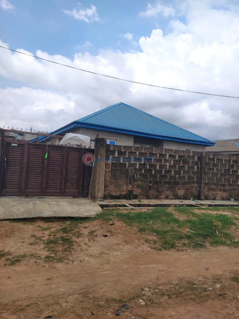 3 bedroom House For Sale Ogun area 