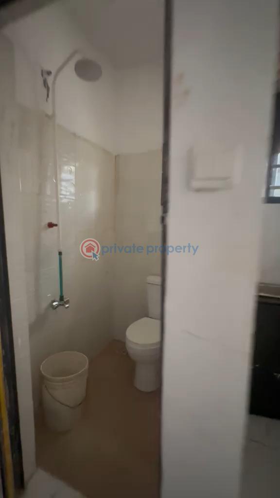 1 bedroom Self Contain For Rent Off Pedro Palmgroove Shomolu Lagos - 4