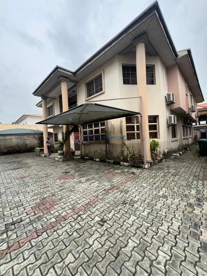Land For Sale Lekki Phase 1 Lagos - 0
