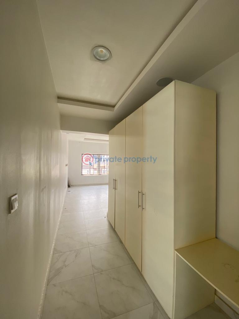 Standard luxury spacious 2-bedroom apartment – with big balcony - 6 2 bedroom Block Of Flats For Rent Freedom Way Lekki Phase 1 Lagos - 6