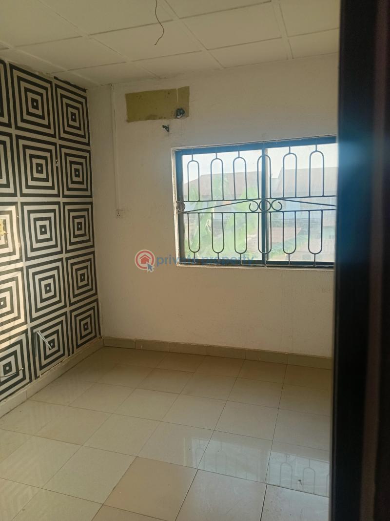1 bedroom Mini Flat For Rent Ifesowapo Estate Waec Ebute Ikorodu Lagos - 4