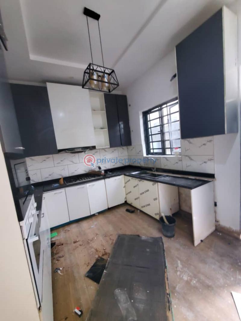 Standard mini flat with fully  fitted kitchen ( video) - 6 1 bedroom Mini Flat For Rent Dpkay Estate Orchid Road Lekki Lagos - 6