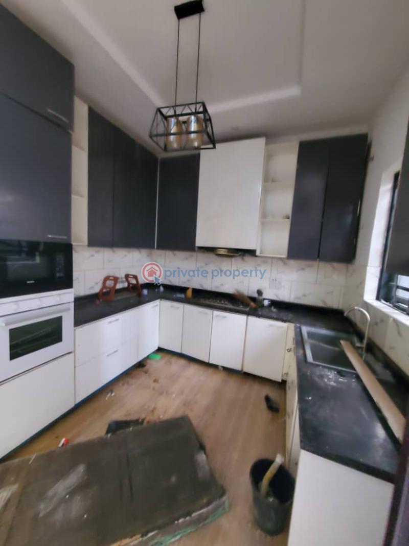 Standard mini flat with fully  fitted kitchen ( video) - 7 1 bedroom Mini Flat For Rent Dpkay Estate Orchid Road Lekki Lagos - 7