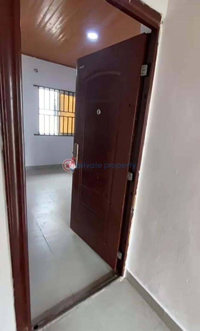 1 bedroom Mini Flat For Rent Victory Estate @ Thomas Estate Ajah Lagos - 4