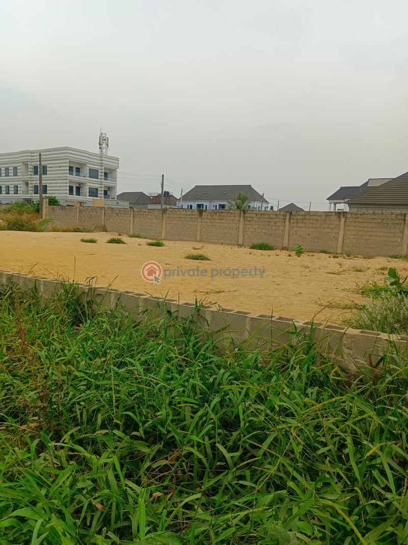 Standard more than full plot of land corner piece in a very secured estate - 5 Mixed use Land For Sale Lekki Ebute Estate Ebute Ikorodu Lagos - 5