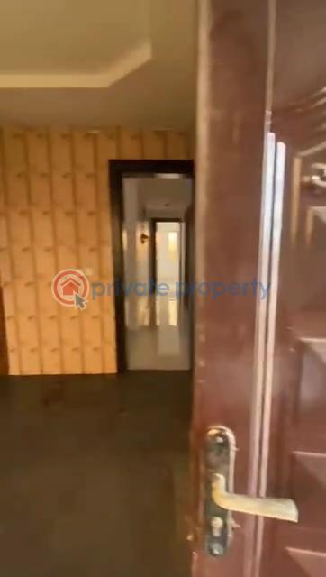 Standard neatly used 3bed room - 7 3 bedroom Block Of Flats For Rent Iwaya Yaba Lagos - 7