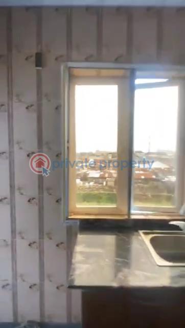 Standard neatly used 3bed room - 4 3 bedroom Block Of Flats For Rent Iwaya Yaba Lagos - 4