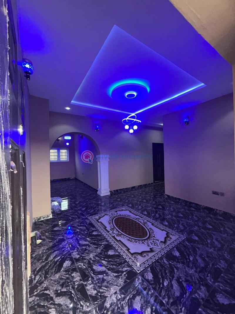 Standard newly built 3 bedrooms with all modern facilities at dove estate, elebu - 6 3 bedroom Block Of Flats For Rent Dove Estate Elebu Ibadan Oyo - 6