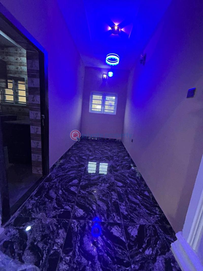 Standard newly built 3 bedrooms with all modern facilities at dove estate, elebu - 3 3 bedroom Block Of Flats For Rent Dove Estate Elebu Ibadan Oyo - 3