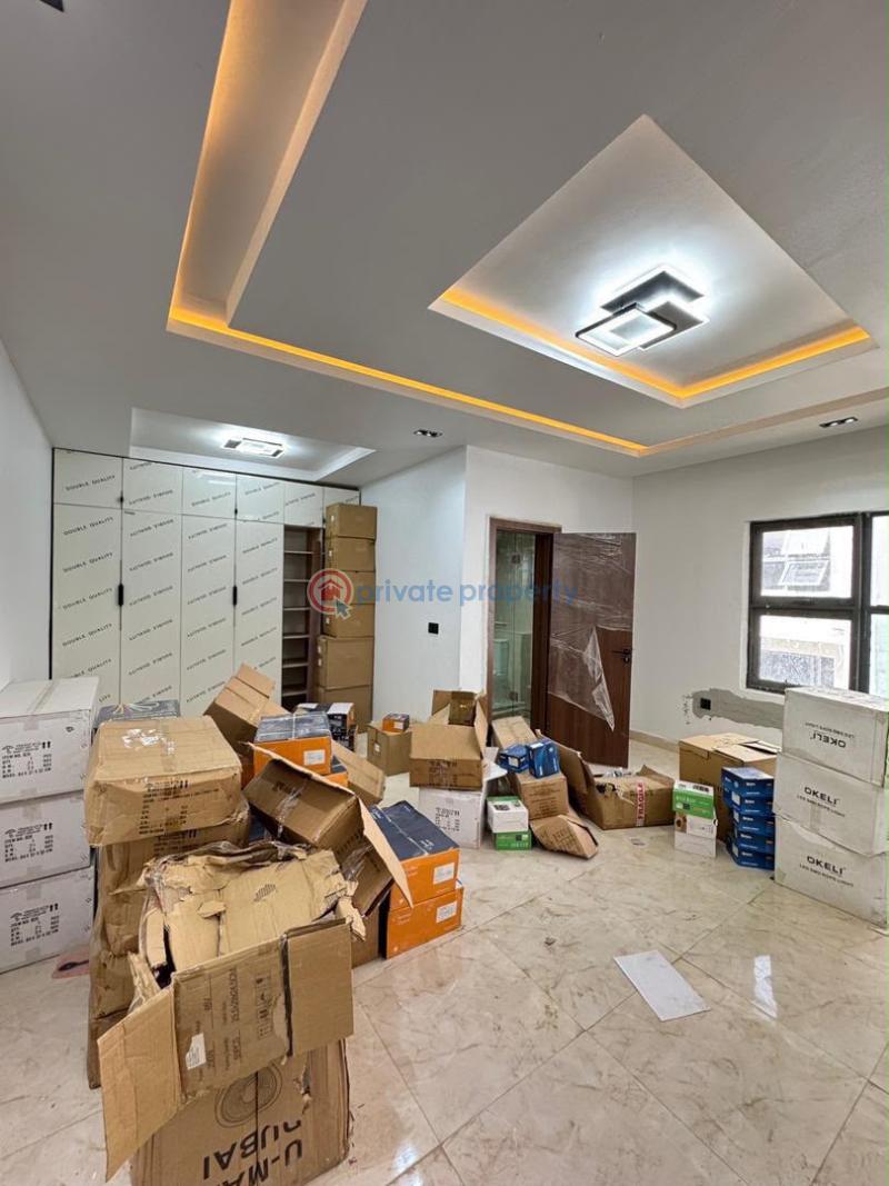 4 bedroom Terraced Duplex For Sale Standard Newly Built 4 Bedroom Terrace Duplex With Bq In A Serene Neighborhood Surulere Lagos - 11