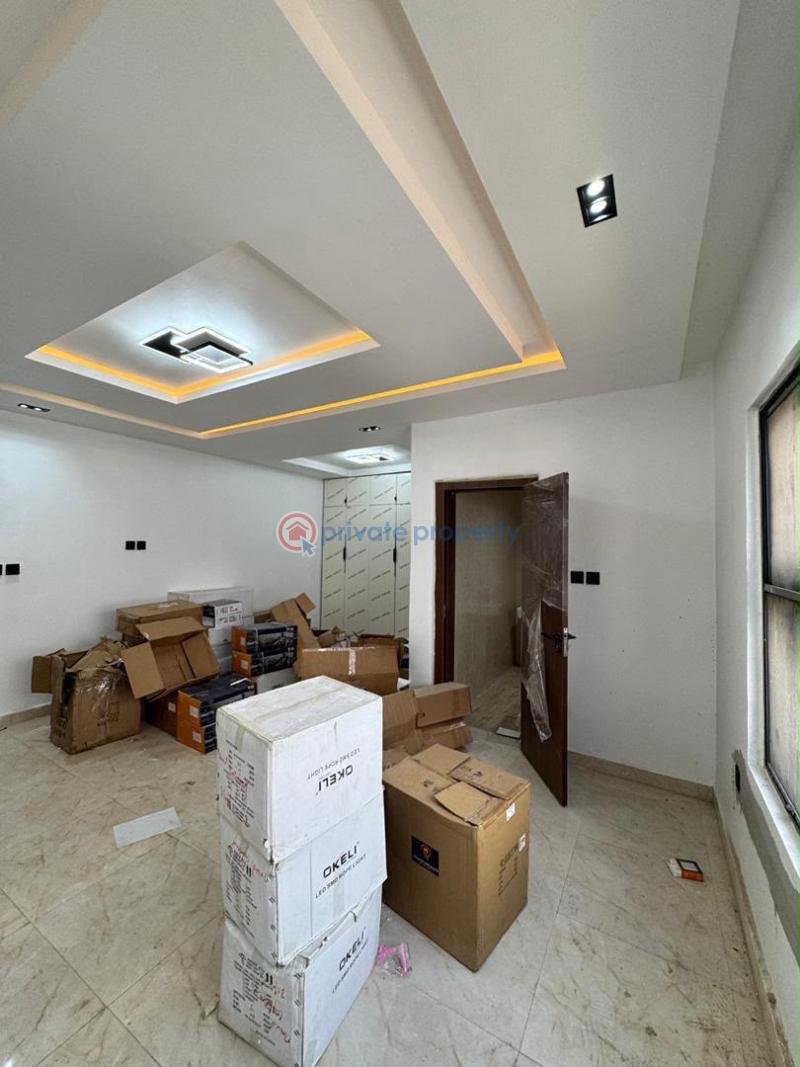4 bedroom Terraced Duplex For Sale Surulere Lagos - 6