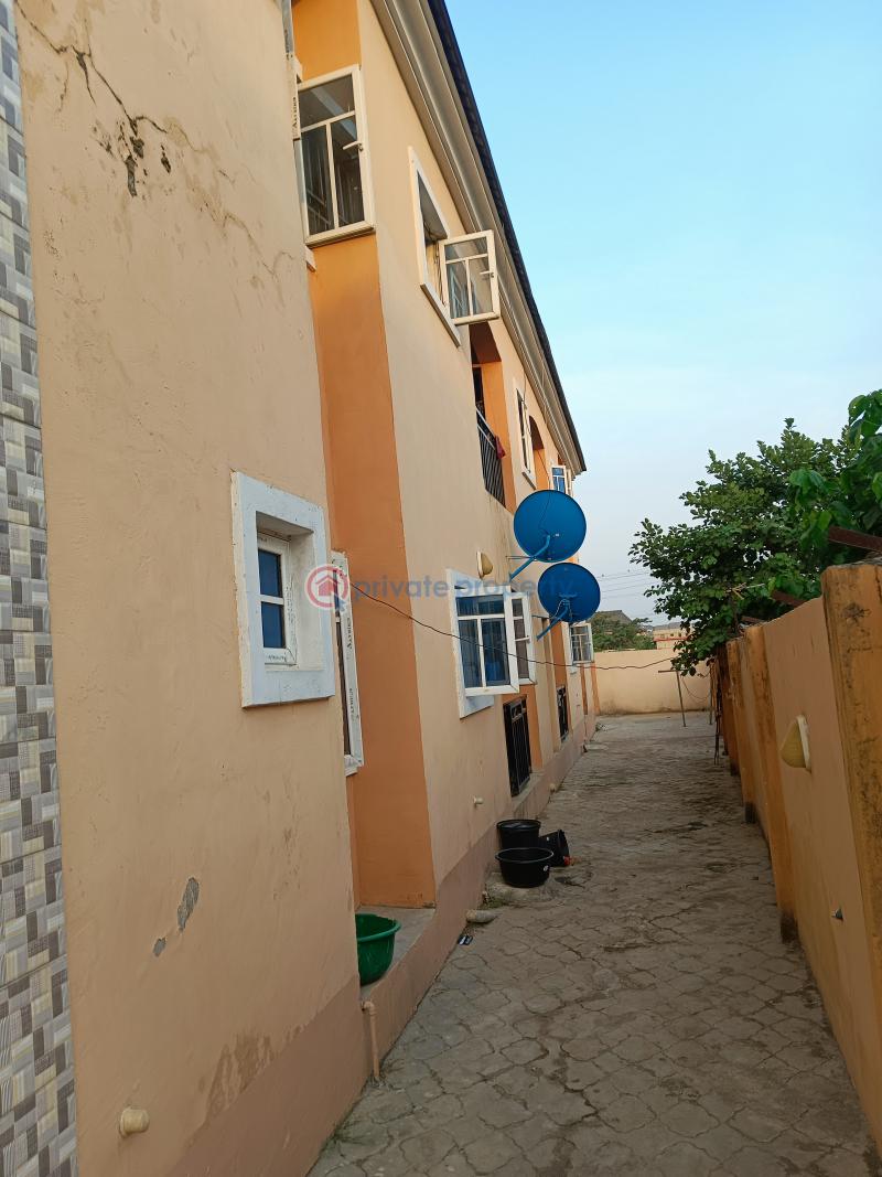 10 bedroom Block Of Flats For Sale By Laspo Tech University Odogunyan Ikorodu Lagos - 5