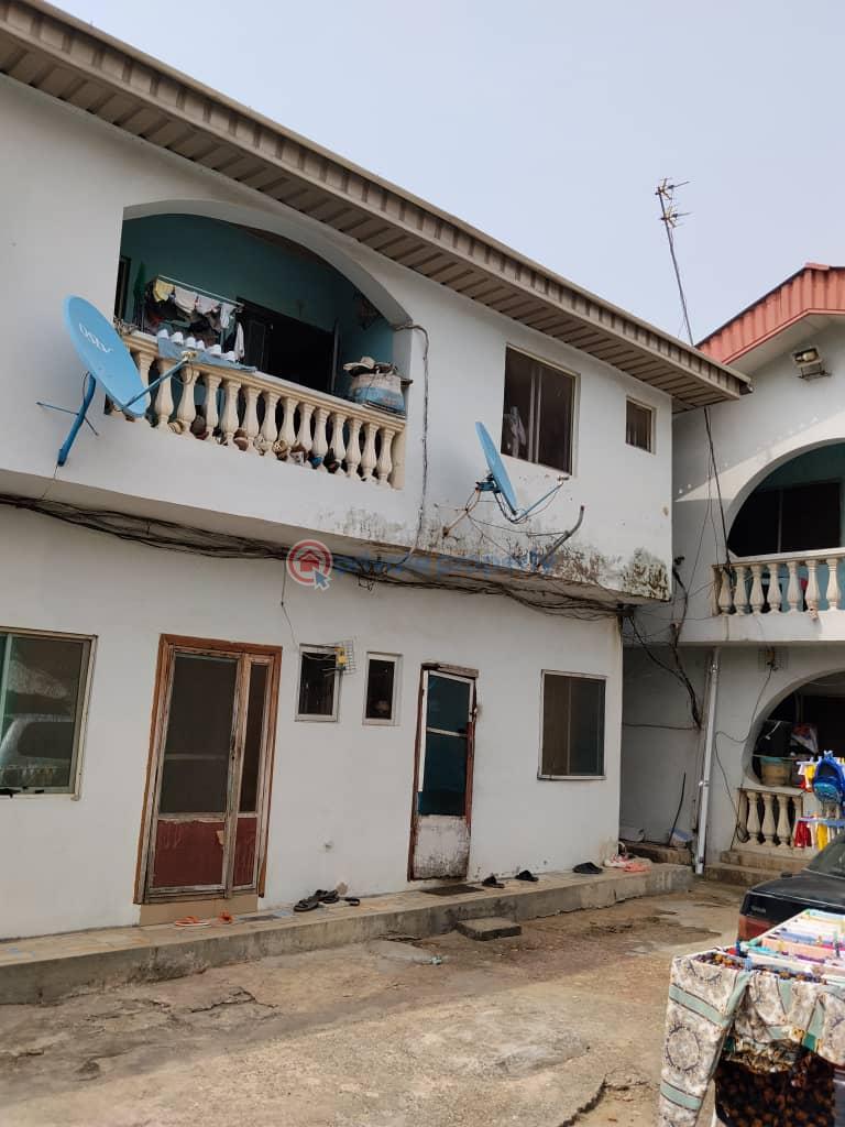 3 bedroom Block Of Flats For Sale Parkview Estate Okota Isolo Lagos - 1