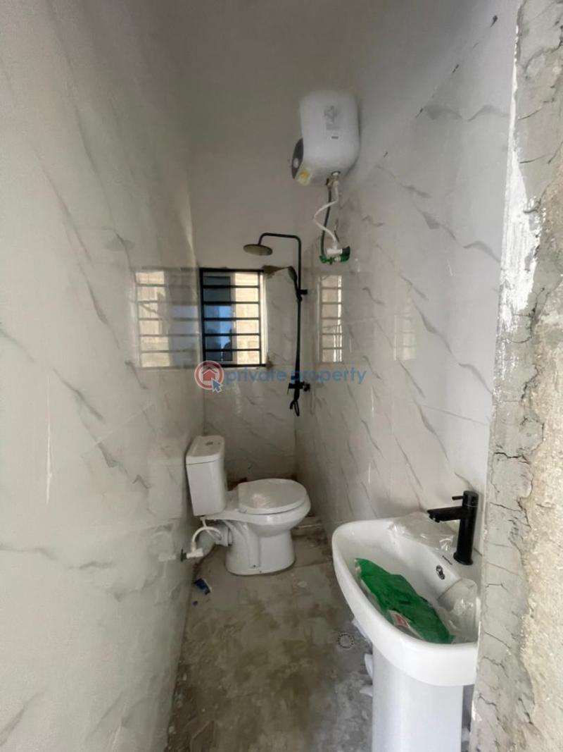1 bedroom Mini Flat For Rent Iwaya Yaba Lagos - 4