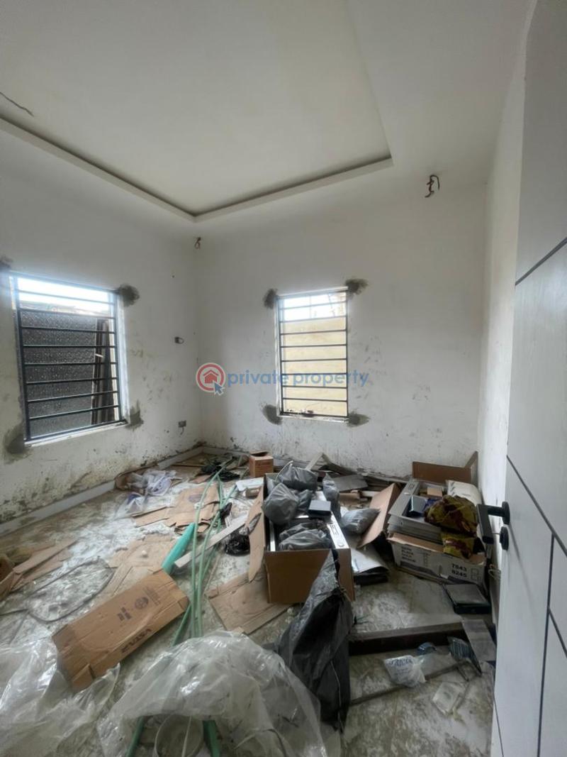 1 bedroom Mini Flat For Rent Iwaya Yaba Lagos - 2