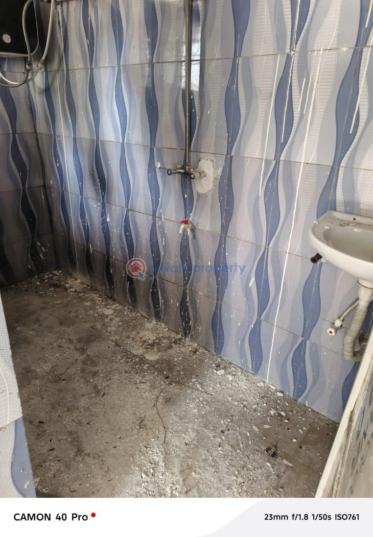 2 bedroom Block Of Flats For Rent Osubi Warri Warri Delta - 4