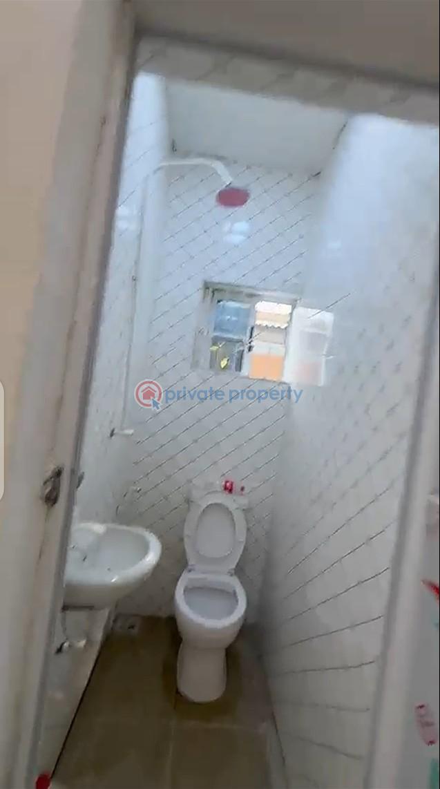 1 bedroom Self Contain For Rent Off Agídí Road Alapere Kosofe/Ikosi Lagos - 4