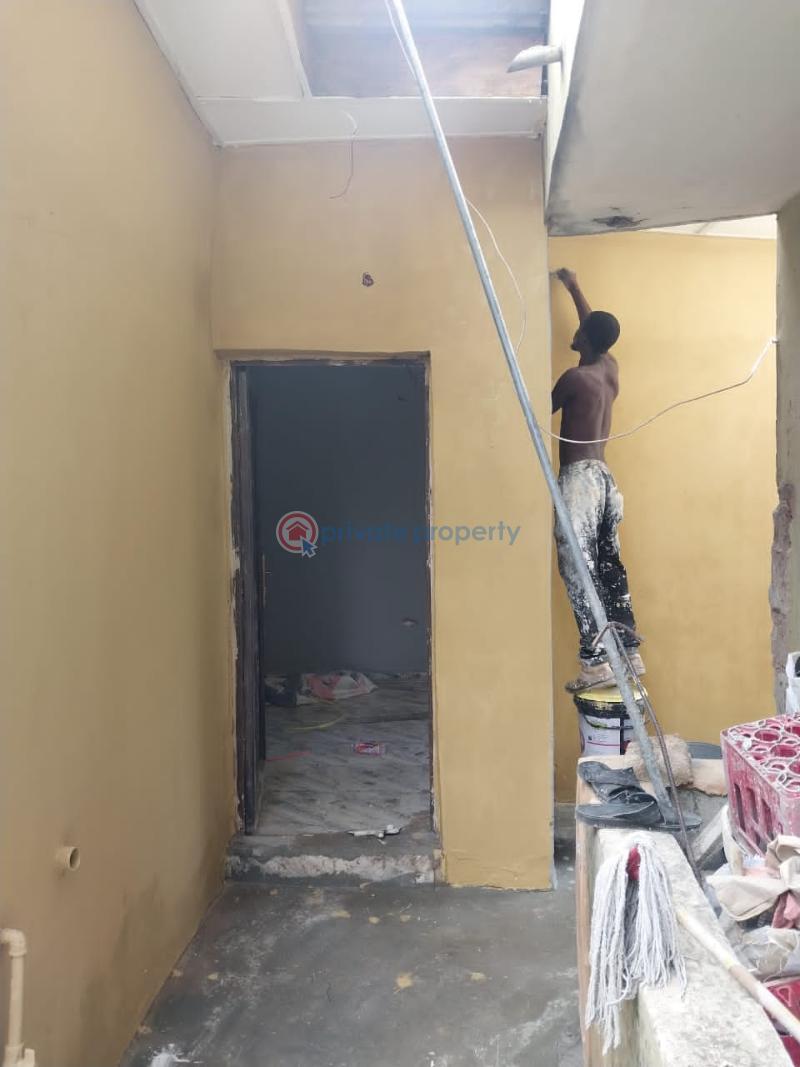 1 bedroom Self Contain For Rent Emordi Street Olodi Apapa Lagos - 2