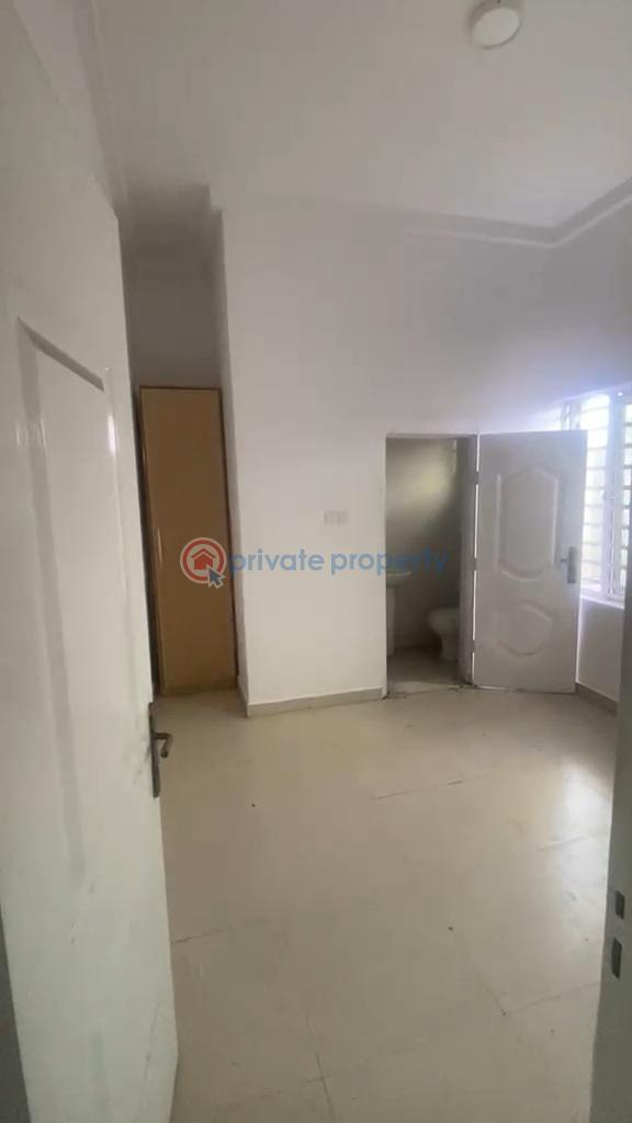 1 bedroom Self Contain For Rent Osapa Lekki Lagos - 3