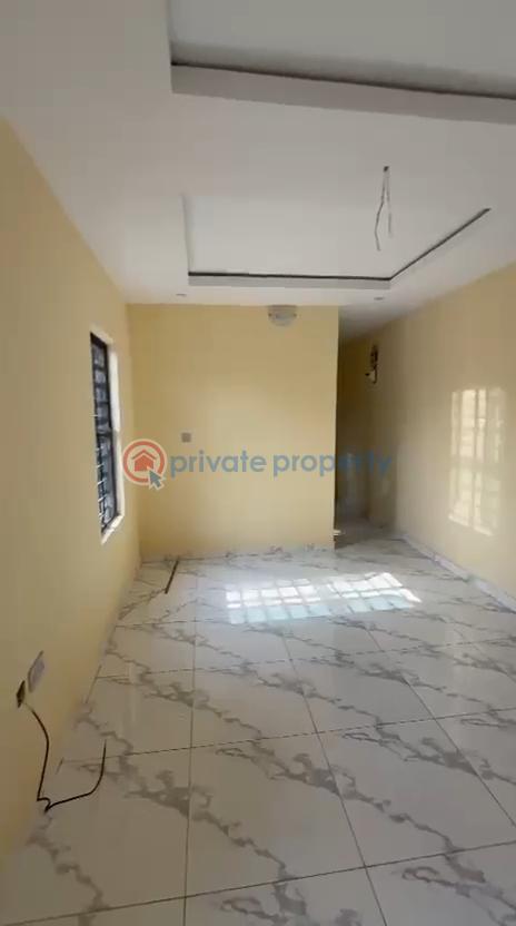 1 bedroom Self Contain For Rent Adekunle Yaba Ebute Metta Yaba Lagos - 5