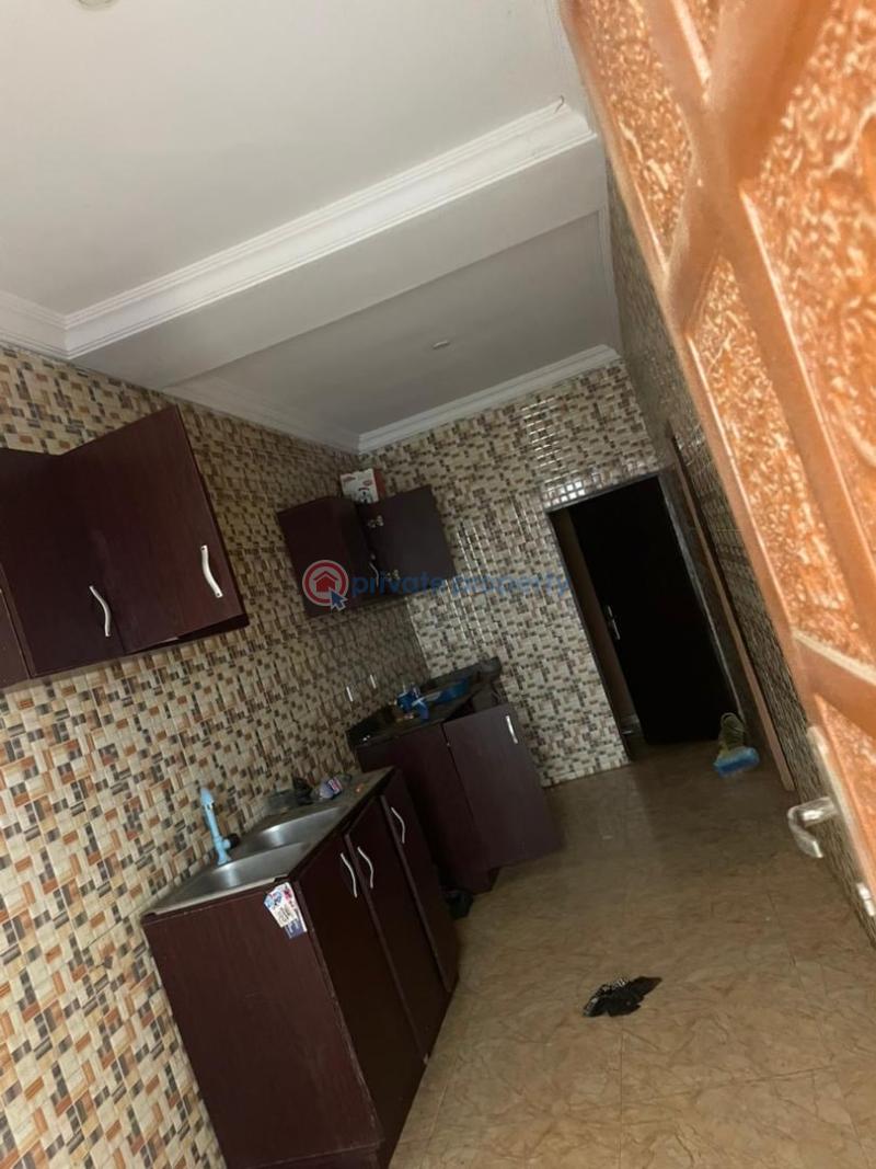 3 bedroom Block Of Flats For Rent Ajila Road 3, Elebu Akala Express Ibadan Oyo - 2